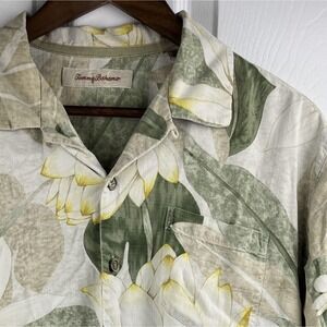 Tommy Bahama Shirt Mens Large Silk Floral Hawaiian Button Front Camp Tropical